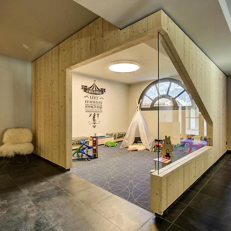 Thedrus Luxury Apt, Swimming Pool, Spa & More Шамоні Екстер'єр фото