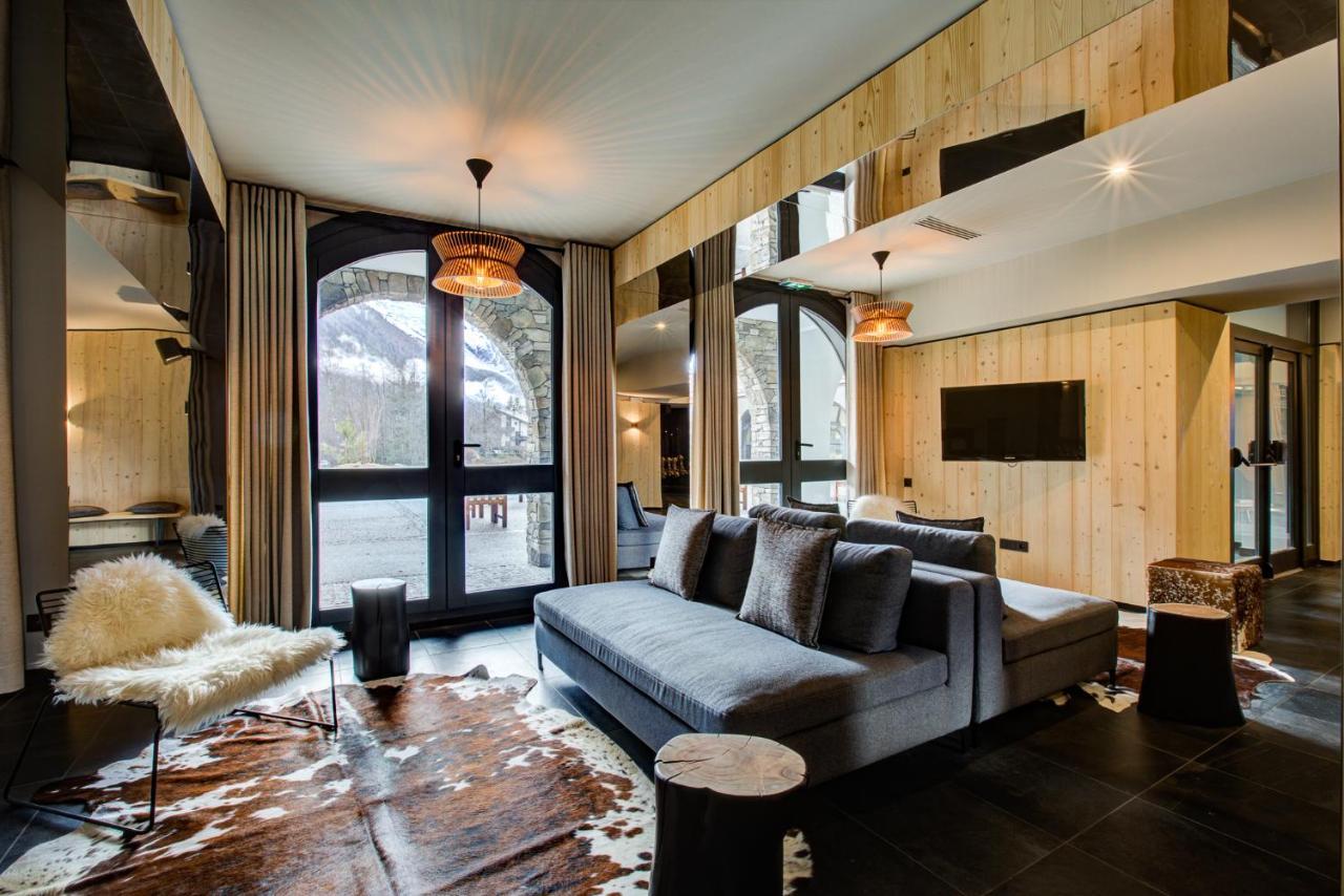 Thedrus Luxury Apt, Swimming Pool, Spa & More Шамоні Екстер'єр фото